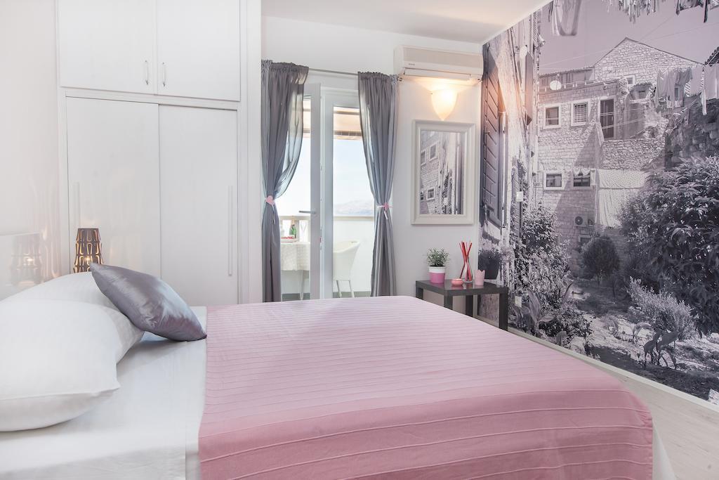 Apartments Orka Promajna Rom bilde